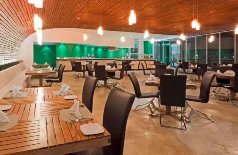 Hotel Courtyard By Marriott Tuxpan  Extérieur photo